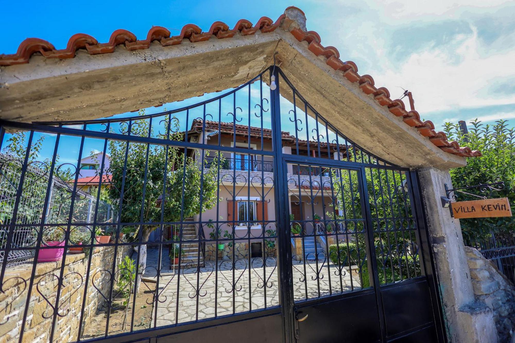 Villa Kevin Berat Buitenkant foto