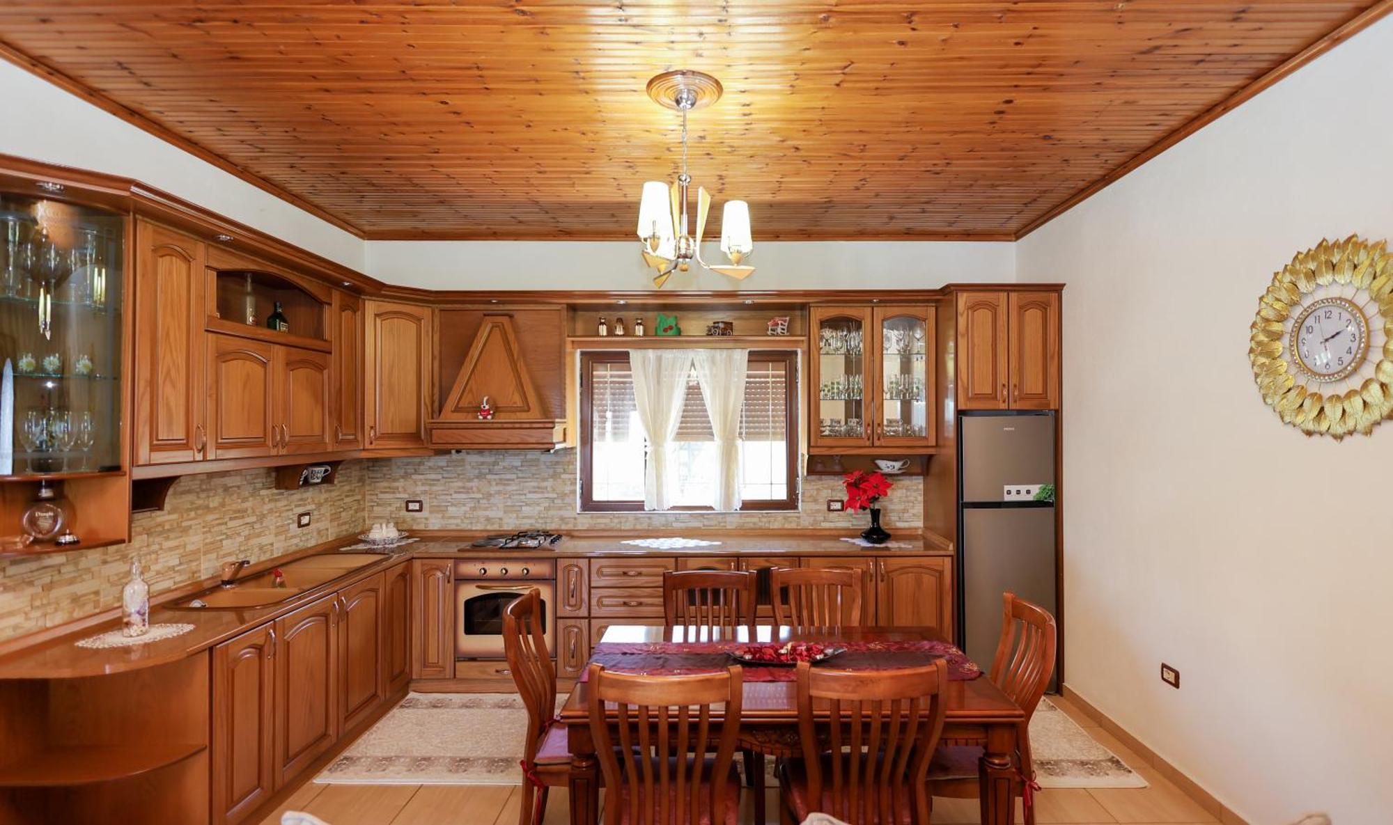 Villa Kevin Berat Buitenkant foto